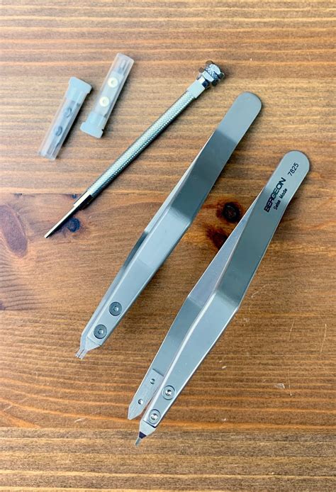 horofix vs bergeon tweezers.